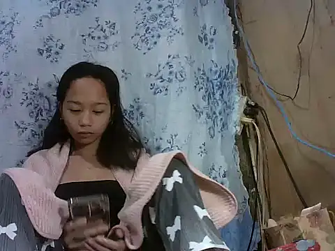 Asianpinay Skinny1818 online show from March 15, 9:22 pm