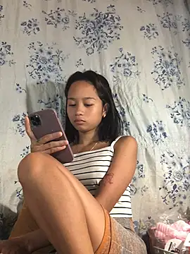 Snapshot of Asianpinay_Skinny1818 chatting on July 11, 11:16 pm Asianpinay Skinny1818 online show from July 11, 11:16 pm