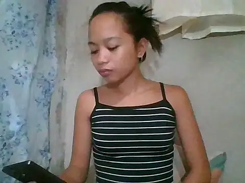 Asianpinay Skinny1818 online show from May 16, 10:42 pm