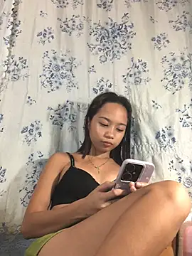 Snapshot of Asianpinay_Skinny1818 chatting on July 16, 1:08 pm Asianpinay Skinny1818 online show from July 16, 1:08 pm