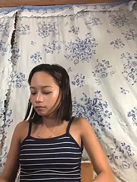 Snapshot of Asianpinay_Skinny1818 chatting on June 16, 12:49 pm Asianpinay Skinny1818 online show from June 16, 12:49 pm