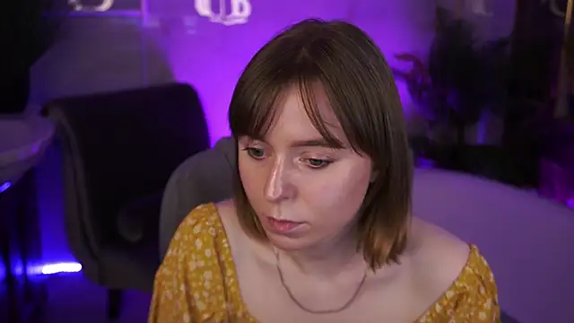 SofiaLuxuryy online show from April 20, 2:40 pm