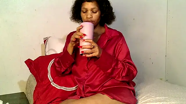 Mabelle Eveline online show from March 14, 9:10 pm