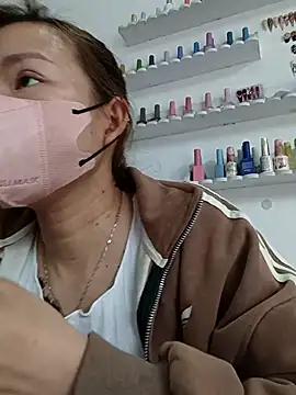 Trang26 online show from February 11, 4:45 am