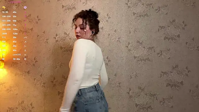 Snapshot of ShawnaBree chatting on February 26, 8:42 pm ShawnaBree online show from February 26, 8:42 pm