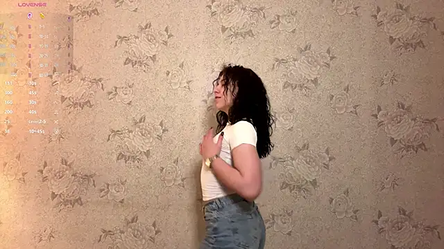 Snapshot of ShawnaBree chatting on February 24, 8:10 pm ShawnaBree online show from February 24, 8:10 pm