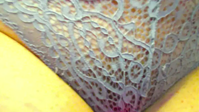 Snapshot of RosieNana chatting on June 29, 8:19 pm RosieNana online show from June 29, 8:19 pm