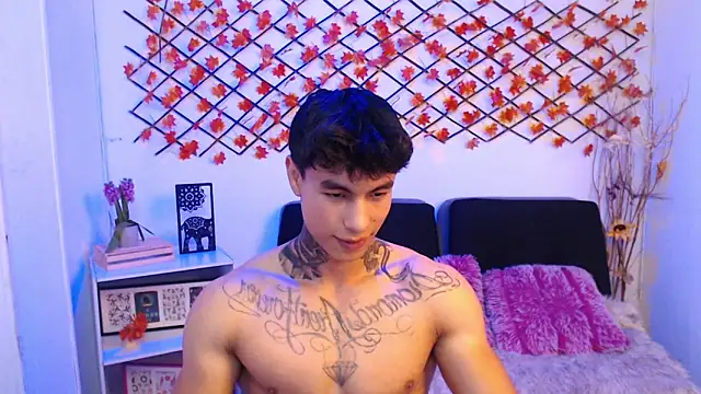 IanWest  online show from June 2, 4:18 pm