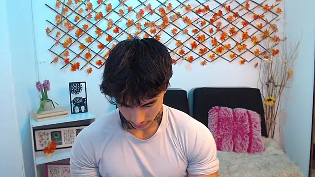 IanWest  online show from May 29, 4:46 pm