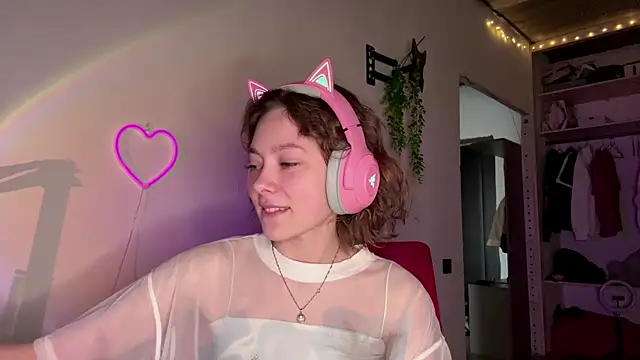 SlunkRear online show from April 7, 10:11 pm