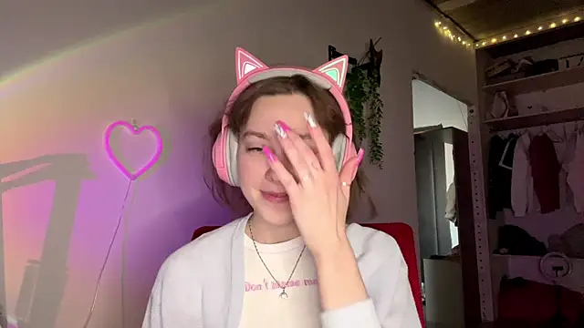 SlunkRear online show from April 9, 10:05 pm