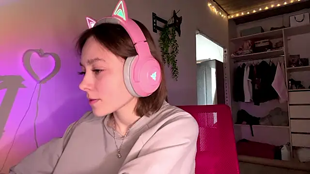 SlunkRear online show from March 8, 2:04 am