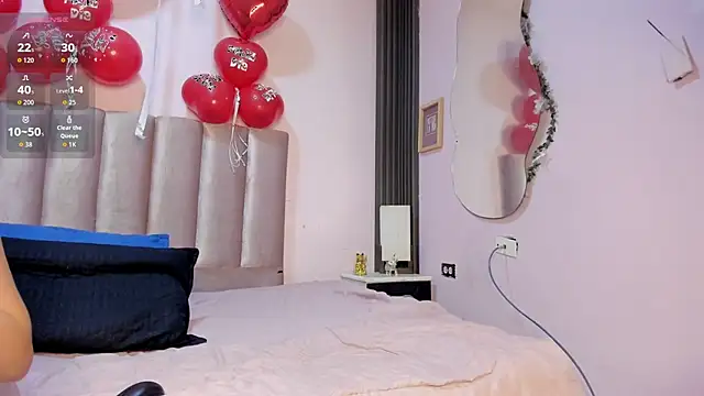 Dylan and Kim online show from February 15, 12:26 pm