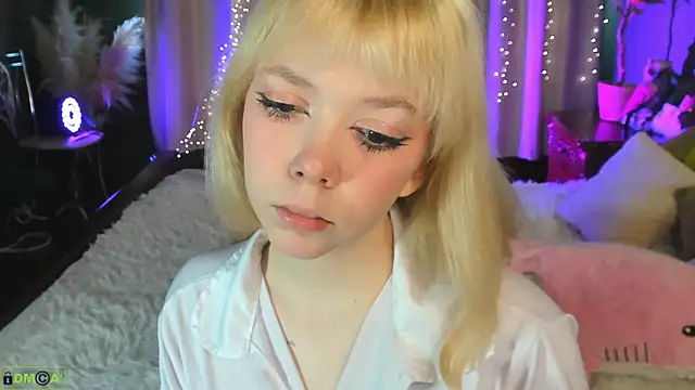 Rochelle kitty online show from March 21, 1:26 pm