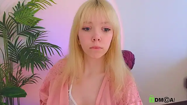 Rochelle kitty online show from May 18, 2:00 pm