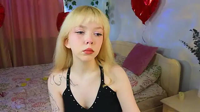 Rochelle kitty online show from March 20, 1:23 pm