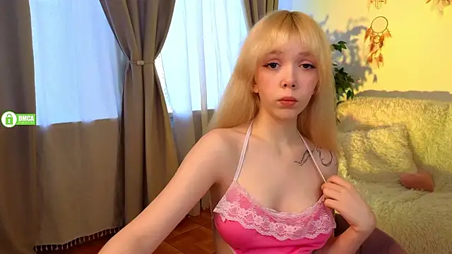 Rochelle kitty online show from March 22, 2:29 pm