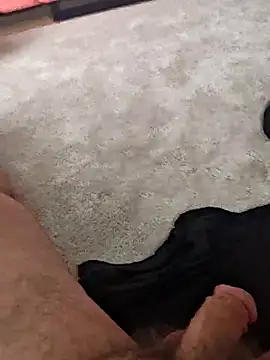 Snapshot of ilktmartk chatting on February 19, 9:28 am ilktmartk online show from February 19, 9:28 am