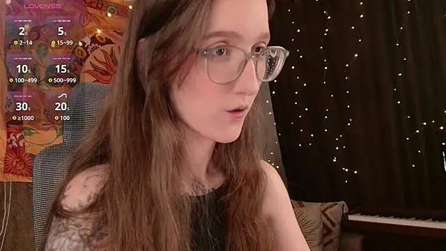 lolami  online show from May 5, 6:49 am