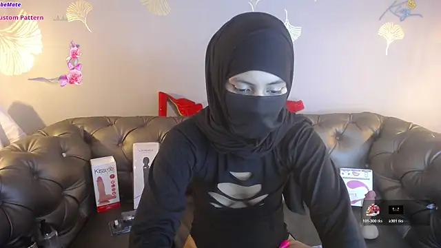 zahra zaid online show from April 17, 8:22 pm