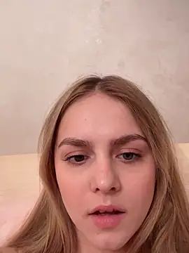 lillit vivit online show from February 19, 11:18 am