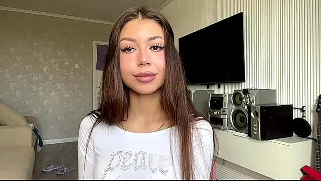 You Club Winx online show from May 10, 7:45 am