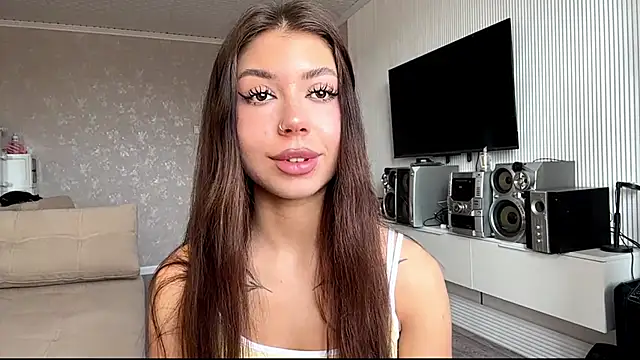 You Club Winx online show from April 12, 7:22 am