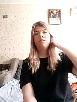 Snapshot of EvaTallor chatting on March 3, 6:42 am EvaTallor online show from March 3, 6:42 am