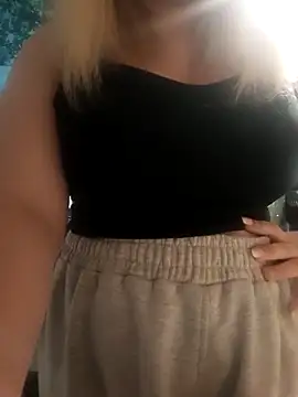 EvaTallor online show from April 8, 11:17 pm