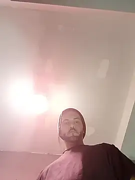 Snapshot of RodrigoAlencar chatting on February 17, 2:25 pm RodrigoAlencar online show from February 17, 2:25 pm