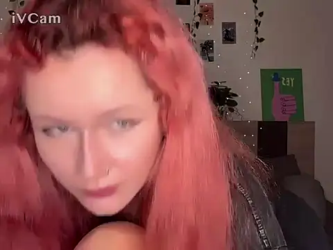 pixieyes00n online show from February 26, 12:27 pm