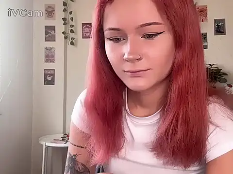 pixieyes00n online show from February 21, 2:46 am