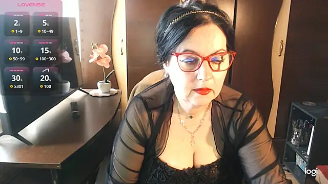 exiMIlf online show from March 26, 11:52 am