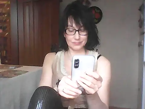 Snapshot of Vlastelina chatting on February 25, 1:22 pm Vlastelina online show from February 25, 1:22 pm