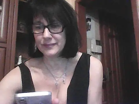 Snapshot of Vlastelina chatting on February 19, 6:21 am Vlastelina online show from February 19, 6:21 am