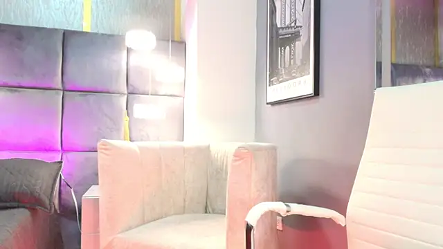 Sweet Sofiii  online show from April 14, 7:52 pm