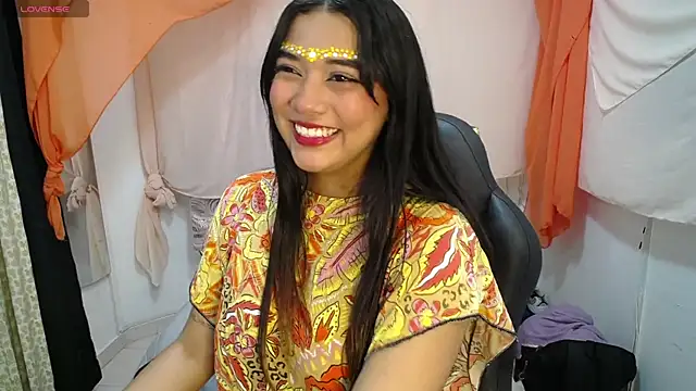 Snapshot of Sita_Nair chatting on May 9, 12:30 pm Sita Nair online show from May 9, 12:30 pm