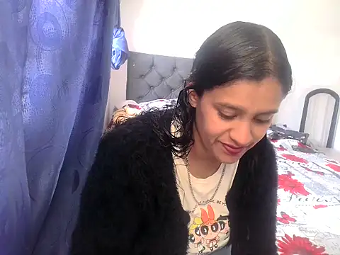 luna E online show from June 16, 6:08 pm