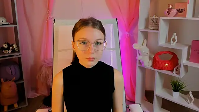 ElliFrankenweenie online show from February 22, 9:22 am