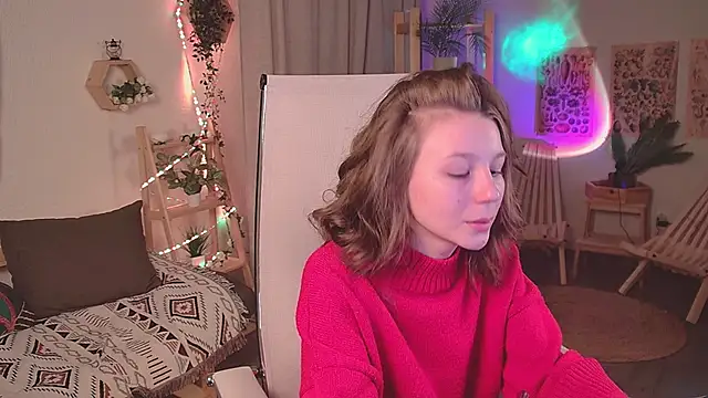 ElliFrankenweenie online show from April 19, 6:14 am