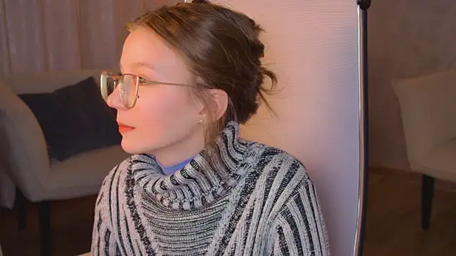 ElliFrankenweenie online show from February 16, 8:24 am