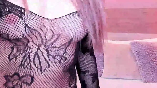 ValeryGomezz online show from March 18, 2:52 pm