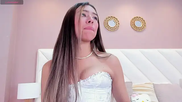 ValeryGomezz online show from May 7, 1:58 pm
