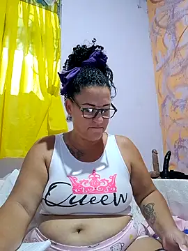 Snapshot of Monalinda-hot chatting on February 21, 9:44 am Monalinda-hot online show from February 21, 9:44 am