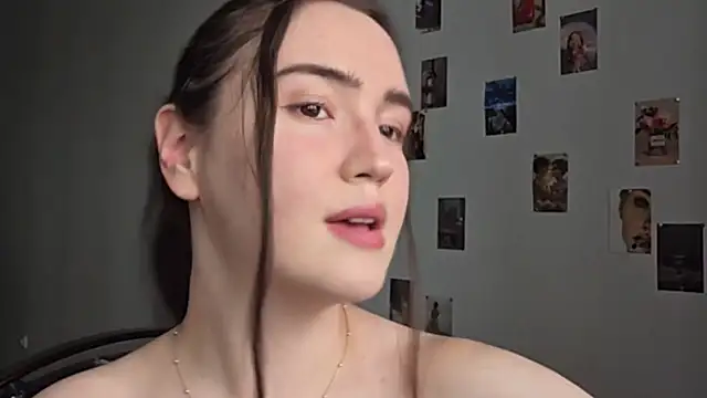 RedginBluebersky online show from April 22, 11:17 am