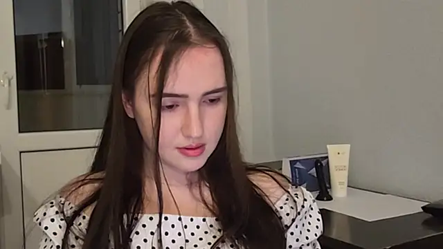 RedginBluebersky online show from April 2, 6:58 pm