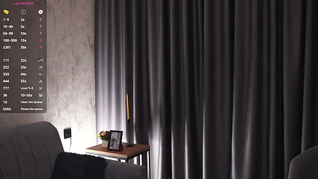 Snapshot of NoellaWortz chatting on March 1, 11:32 am NoellaWortz online show from March 1, 11:32 am