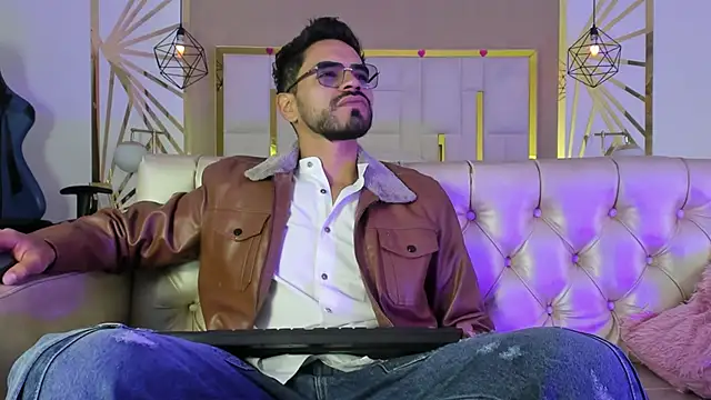 Snapshot of HotPulse_vc chatting on February 26, 12:38 pm HotPulse vc online show from February 26, 12:38 pm