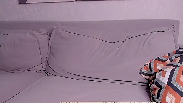 PuddingPantie online show from March 14, 7:20 pm