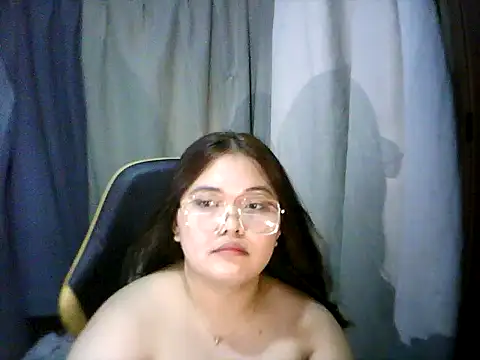 xia xoxo  online show from May 8, 3:54 am